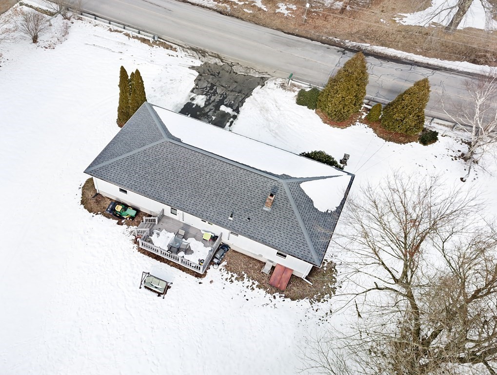 34 Comins Road Oxford, MA 01537 - Photo 3 of 35 Gallery Image 3