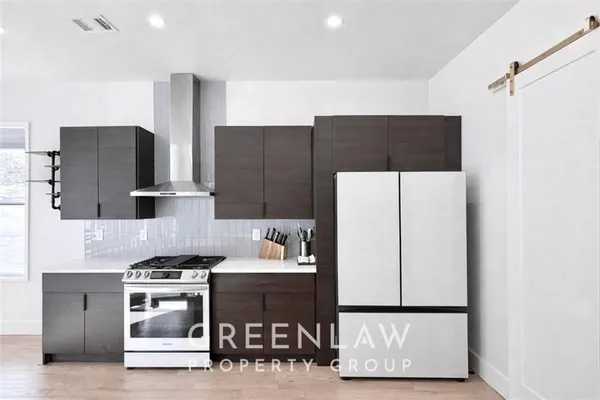 $6,195 | 2785 Memorial Drive Southeast, Atlanta, GA 30317