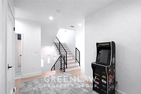 $6,195 | 2785 Memorial Drive Southeast, Atlanta, GA 30317
