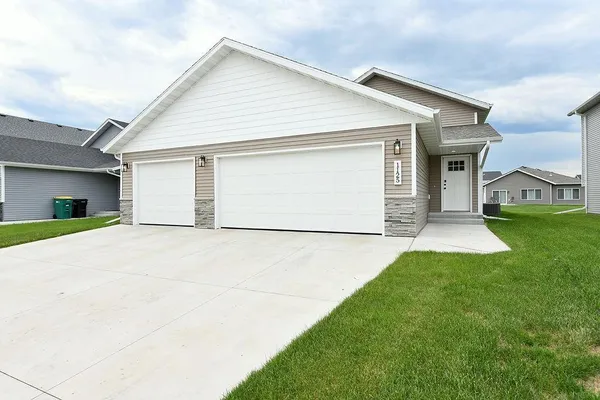$335,000 | 1125 60th Avenue West, West Fargo, ND 58078