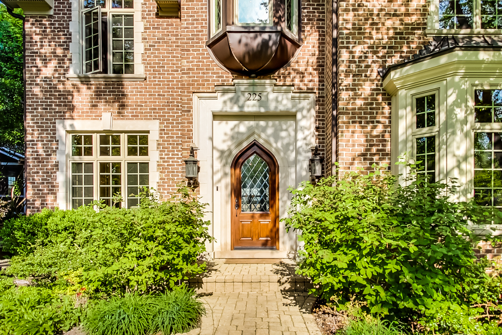 225 North Prospect Avenue Park Ridge, IL 60068 - Photo 3 of 79 Gallery Image 3