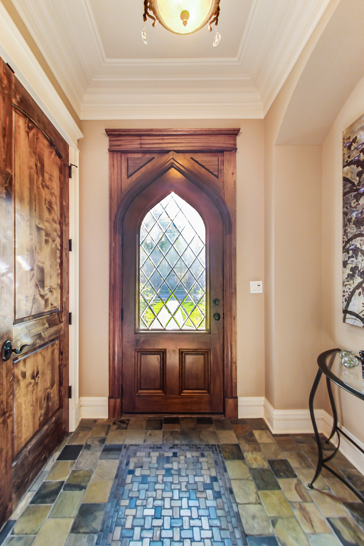 225 North Prospect Avenue Park Ridge, IL 60068 - Photo 4 of 79 Gallery Image 4