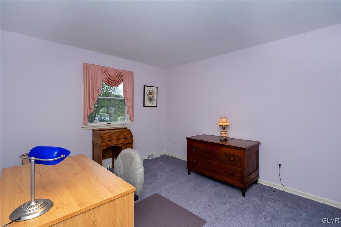 5551 St Peters Road Emmaus, PA 18049 - Photo 15 of 23 Gallery Image 15
