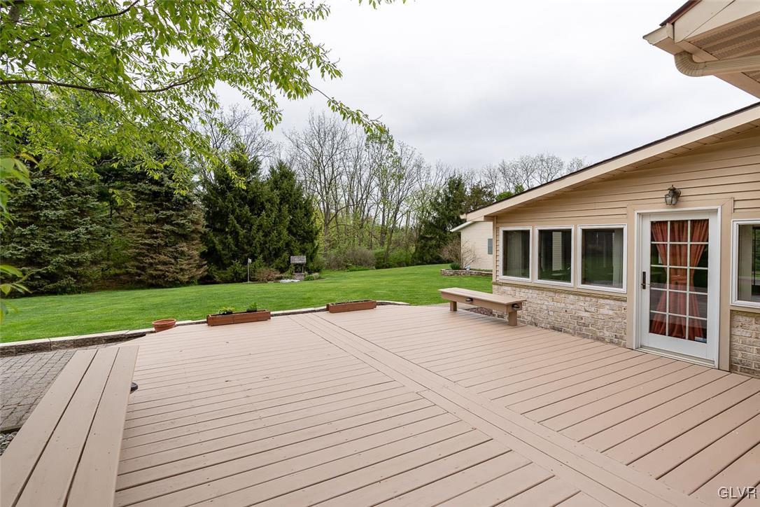 5551 St Peters Road Emmaus, PA 18049 - Photo 4 of 23 Gallery Image 4