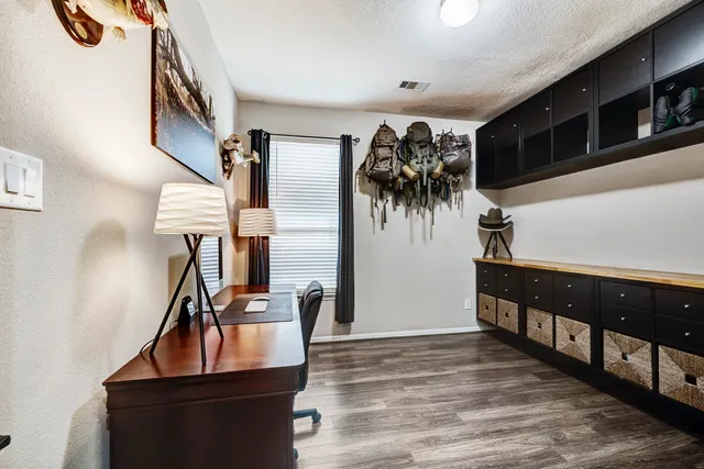 $354,900 | 1996 Elkington Circle, Conroe, TX 77304