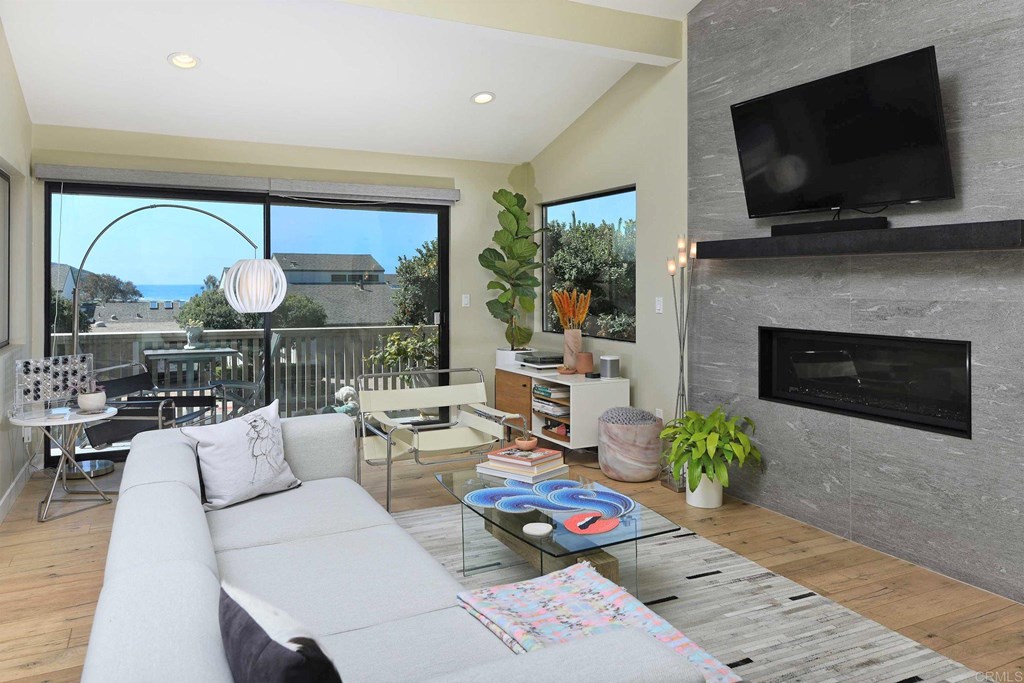 12941 Caminito En Flor Del Mar, CA 92014 - Photo 2 of 25