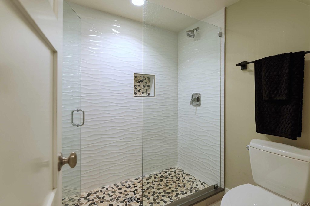 12941 Caminito En Flor Del Mar, CA 92014 - Photo 9 of 25