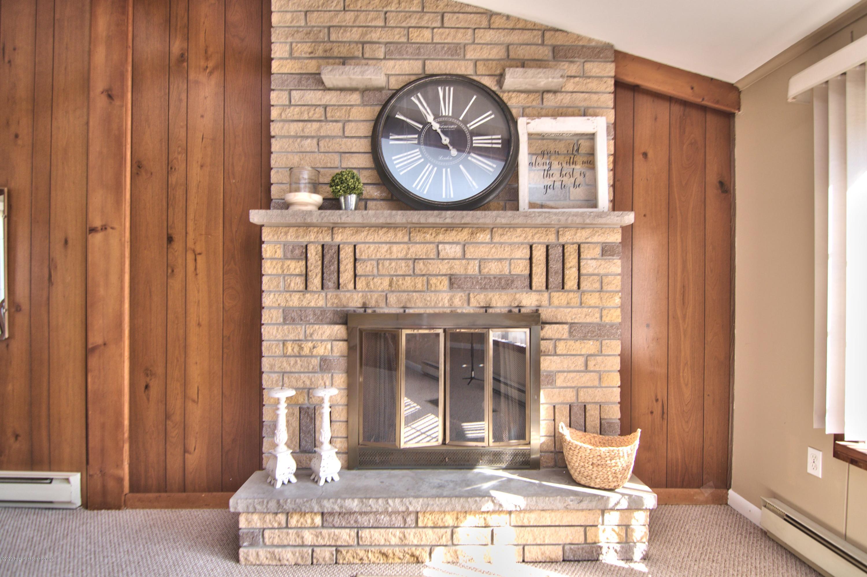 2151 Aberdeen Road Moscow, PA 18444 - Photo 11 of 65