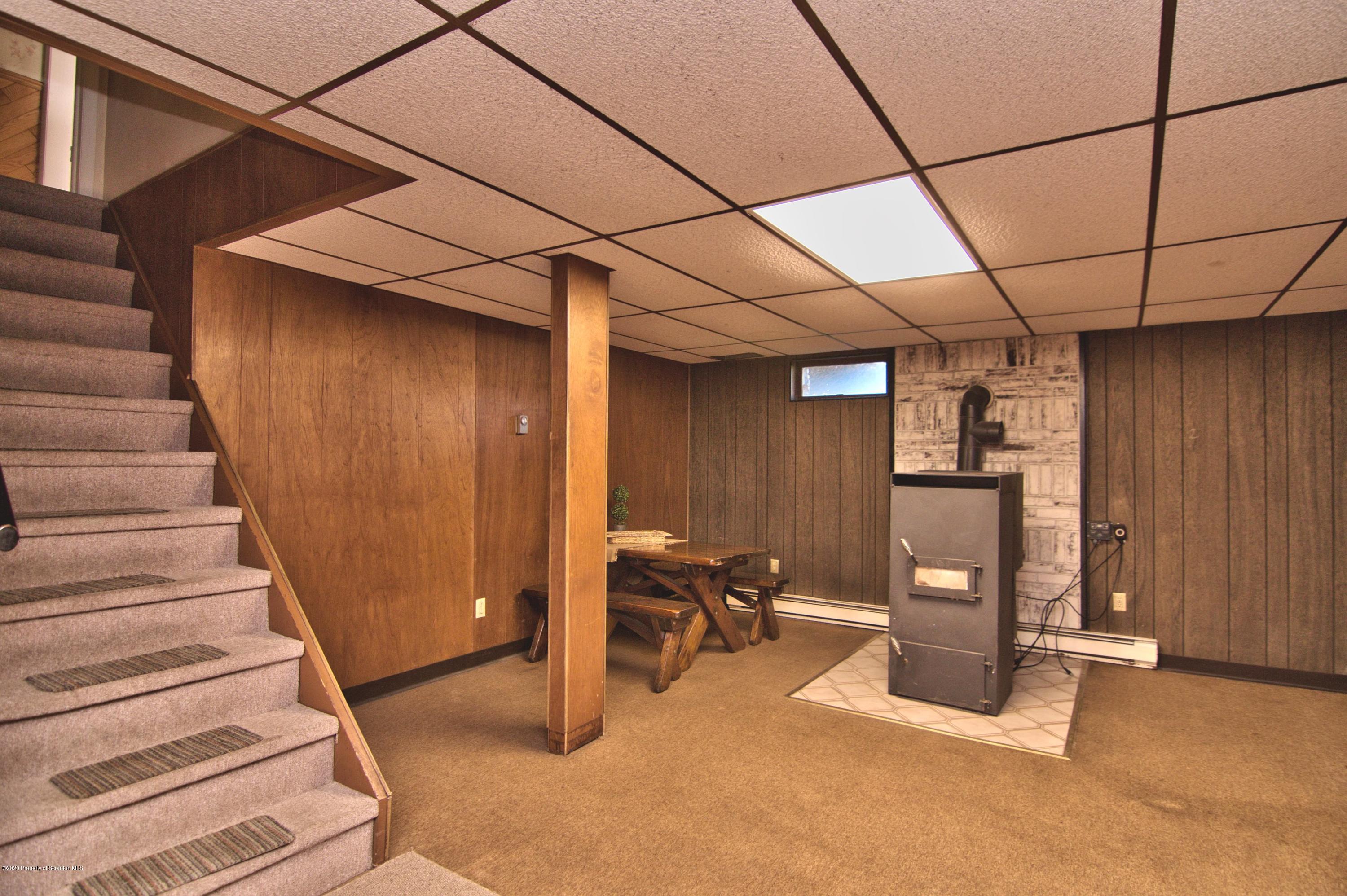 2151 Aberdeen Road Moscow, PA 18444 - Photo 38 of 65