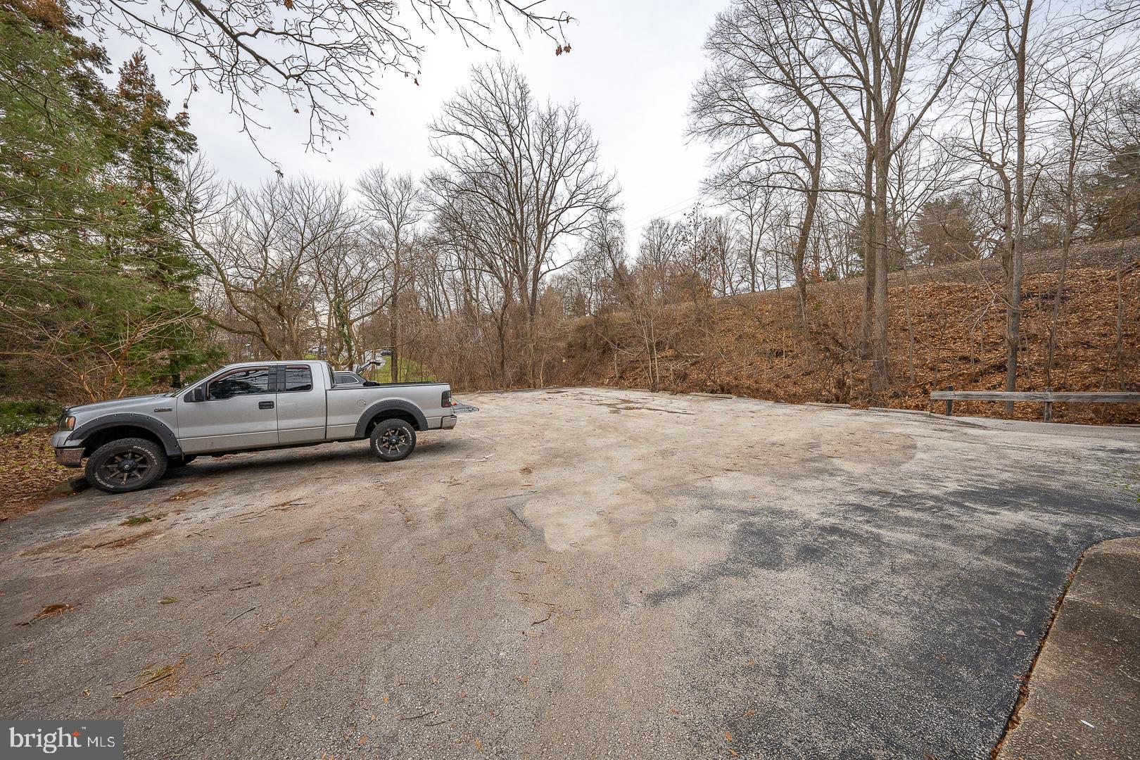 42 North Waterloo Road, Unit 38 Devon, PA 19333 - Photo 25 of 31 Parking Lot
