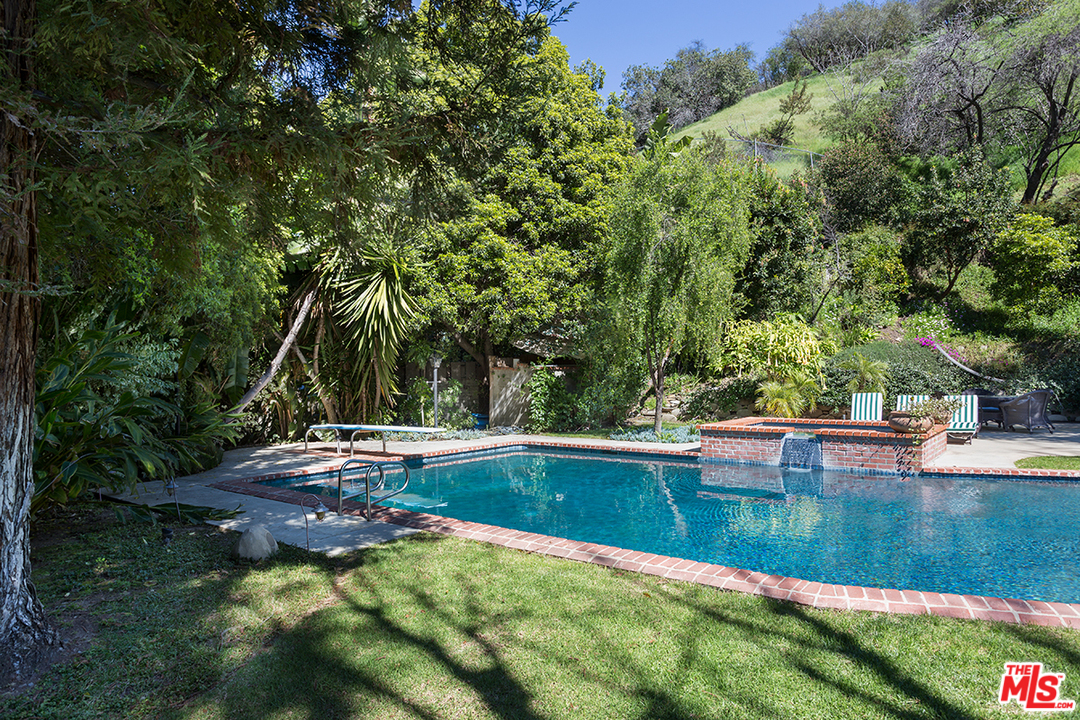 3423 Merrimac Road Los Angeles, CA 90049 - Photo 27 of 30 Gallery Image 27