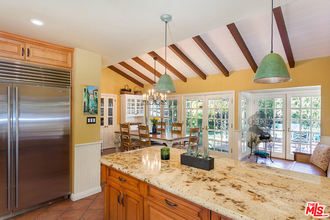 3423 Merrimac Road Los Angeles, CA 90049 - Photo 9 of 30 Gallery Image 9