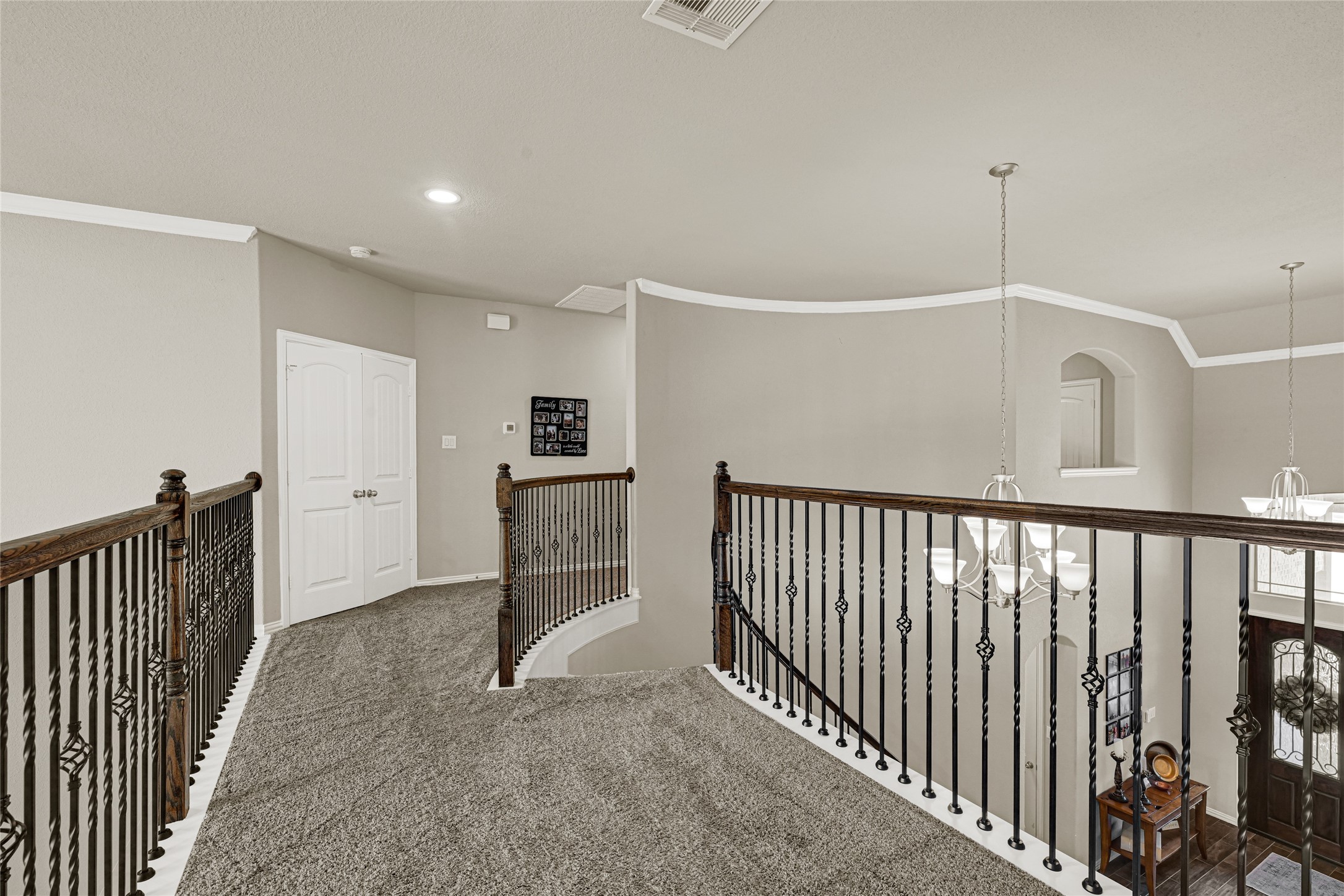 10319 Silver Shield Way Tomball, TX 77375 - Photo 28 of 46 a view of a hallway with a furniture
