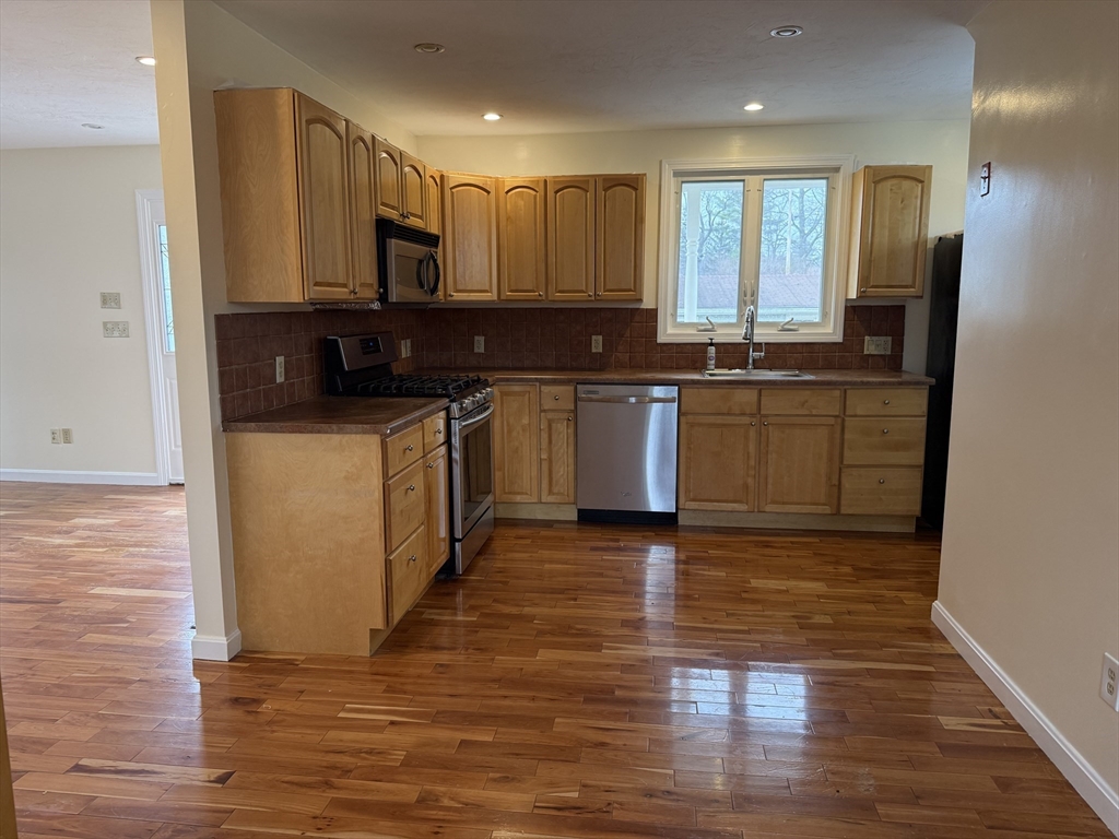 26 Old Faith Road, Unit 26 Shrewsbury, MA 01545 - Photo 2 of 16