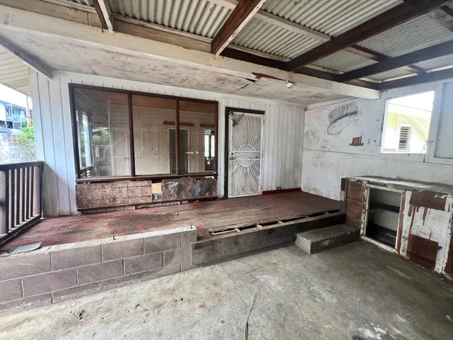 $196,800 | 95-5581 Nahele Street, Naalehu, HI 96772