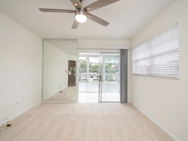 $1,600 | 28 Pine Arbor Lane, Unit 206, Vero Beach, FL 32962