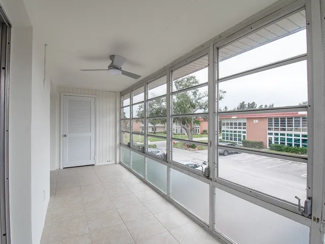 $1,600 | 28 Pine Arbor Lane, Unit 206, Vero Beach, FL 32962