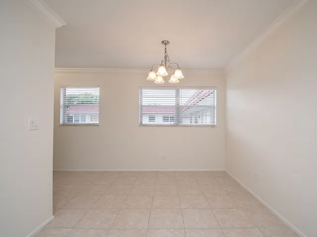 $1,600 | 28 Pine Arbor Lane, Unit 206, Vero Beach, FL 32962