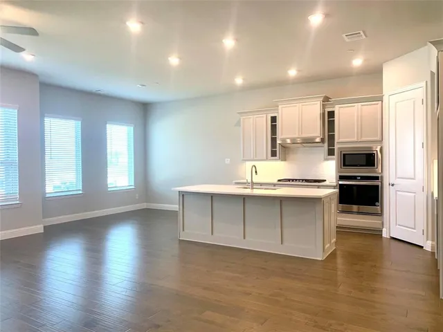 $2,950 | 5537 Yellowstone Road, The Colony, TX 75056