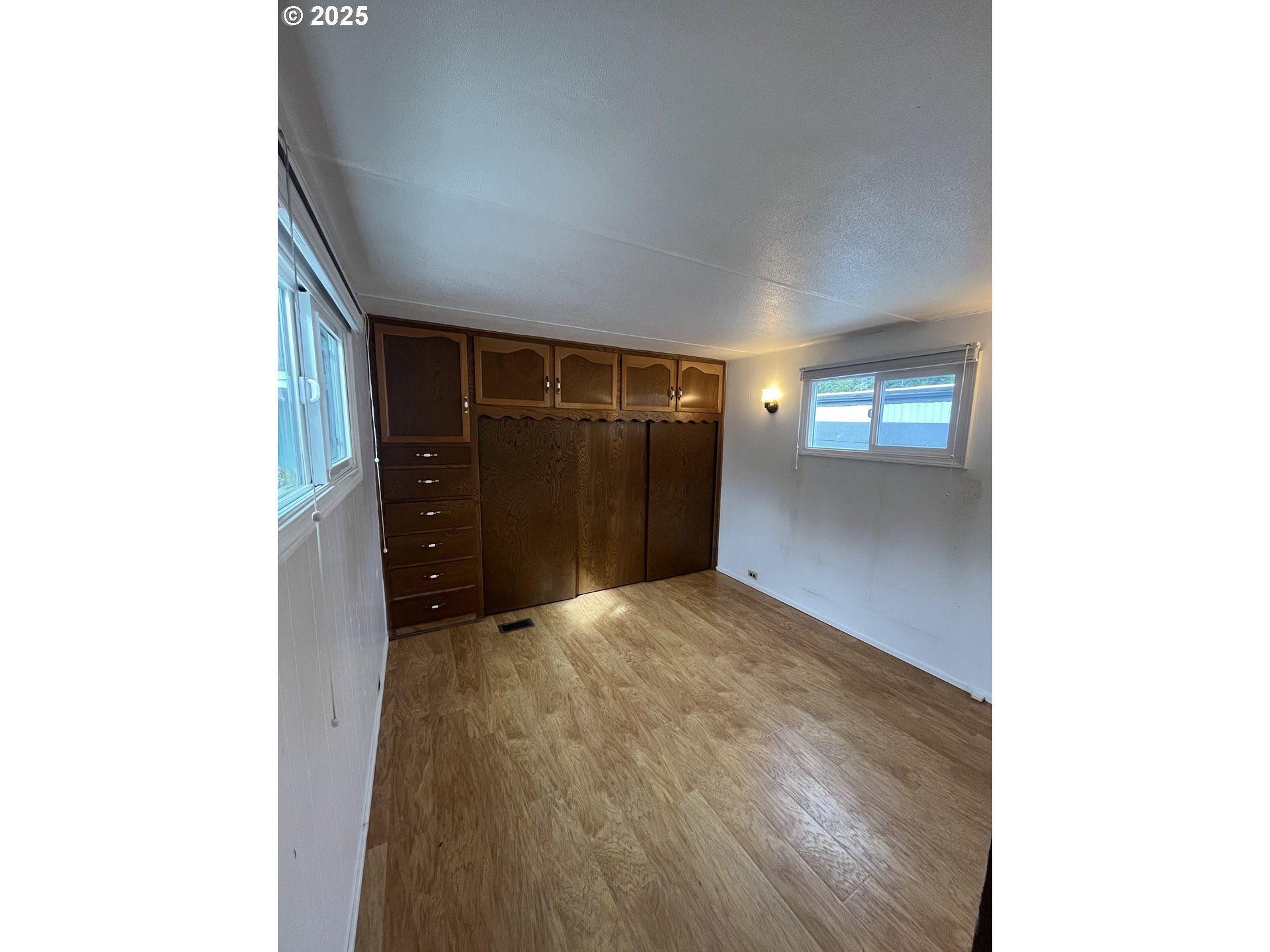83763 Highway 101, Unit 14 Florence, OR 97439 - Photo 19 of 33 a view of empty room