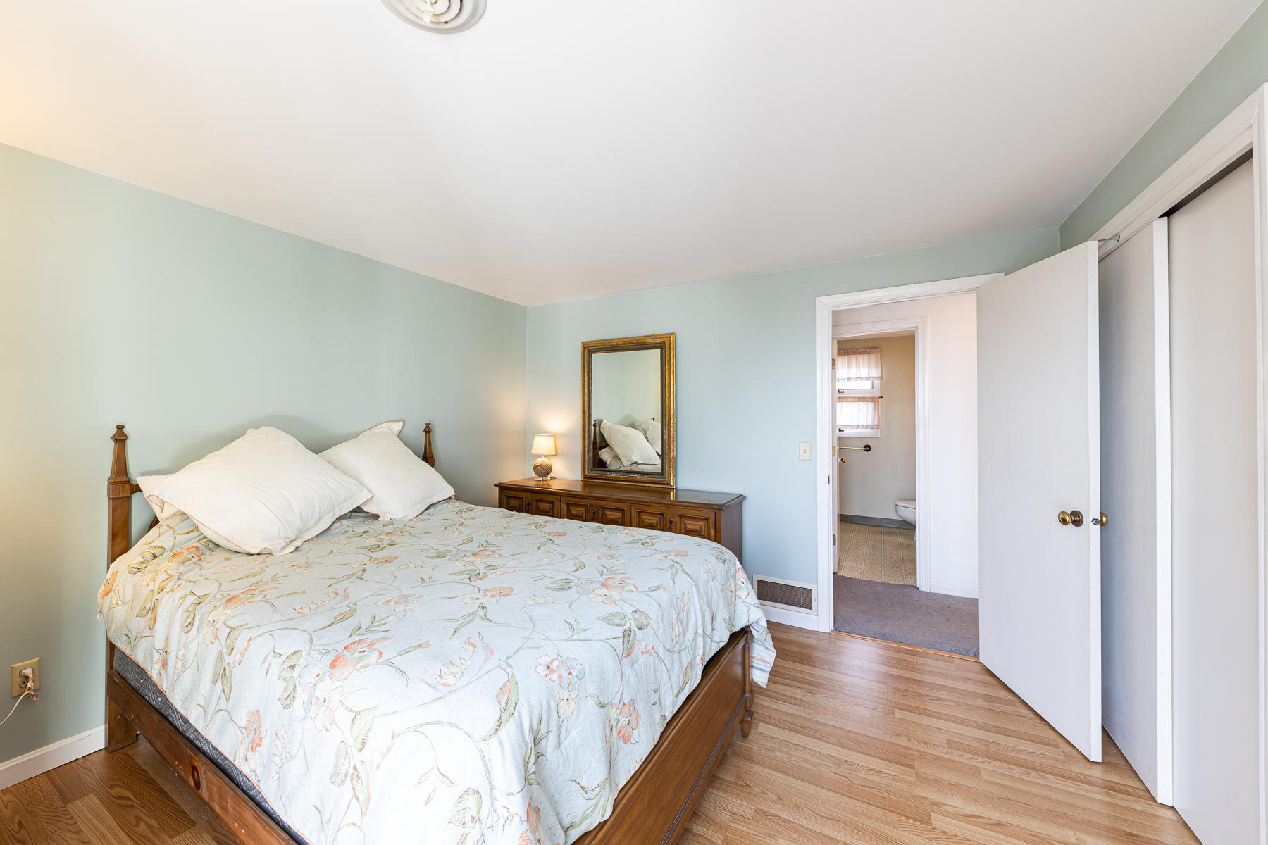53 Kim Path Mashpee, MA 02649 - Photo 26 of 42 53KimPathMashpee-5854