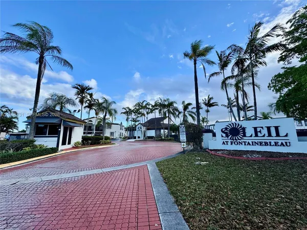 $2,500 | 9731 Fontainebleau Boulevard, Unit F306, Miami, FL 33172