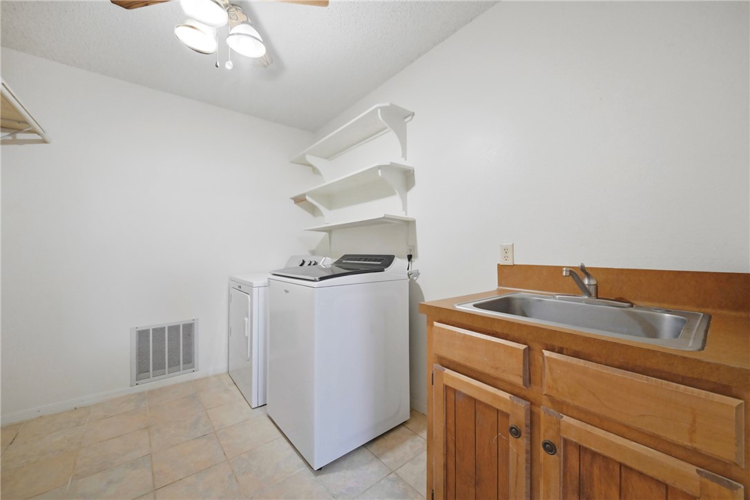 16479 Riva Ridge Road College Station, TX 77845 - Photo 14 of 46 Gallery Image 14