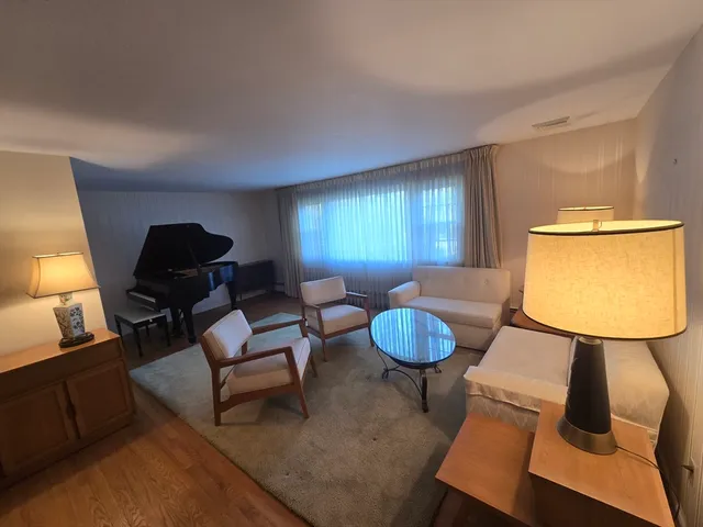 $599,000 | 168 Twinbrooke Drive, Holden, MA 01520