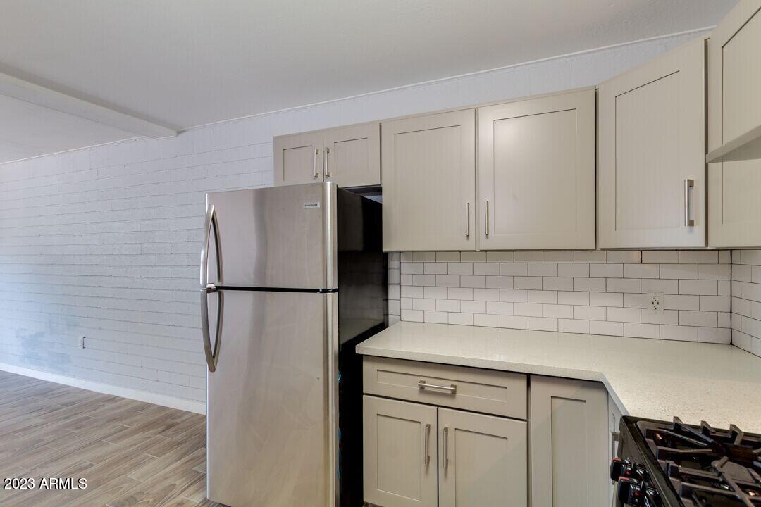 402 West Earll Drive, Unit 6 Phoenix, AZ 85013 - Photo 8 of 23 yFtpisAw