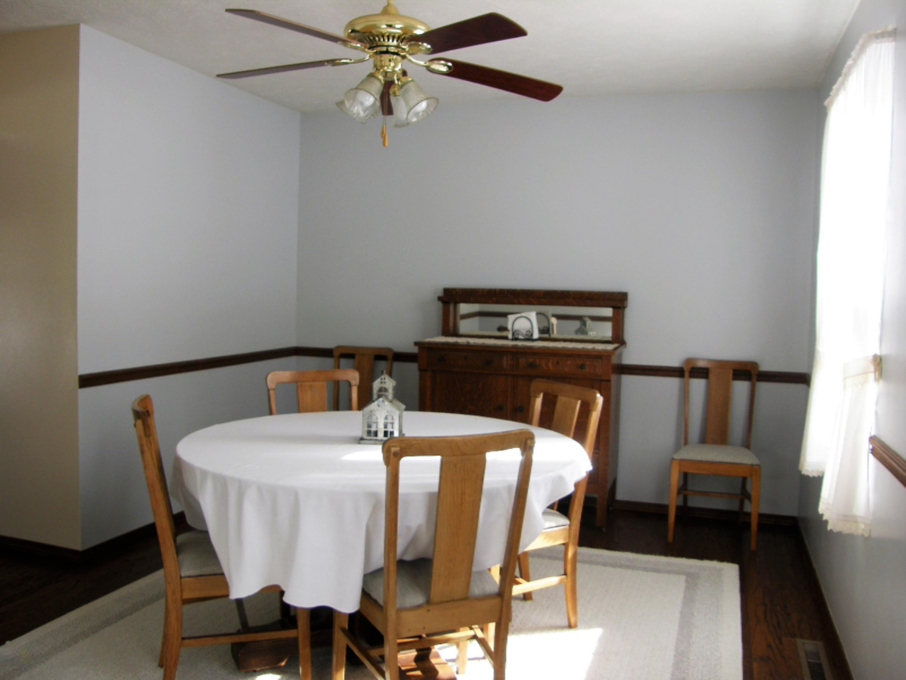 1555 Harrah Road Niles, MI 49120 - Photo 8 of 63 1555_8_DiningRm