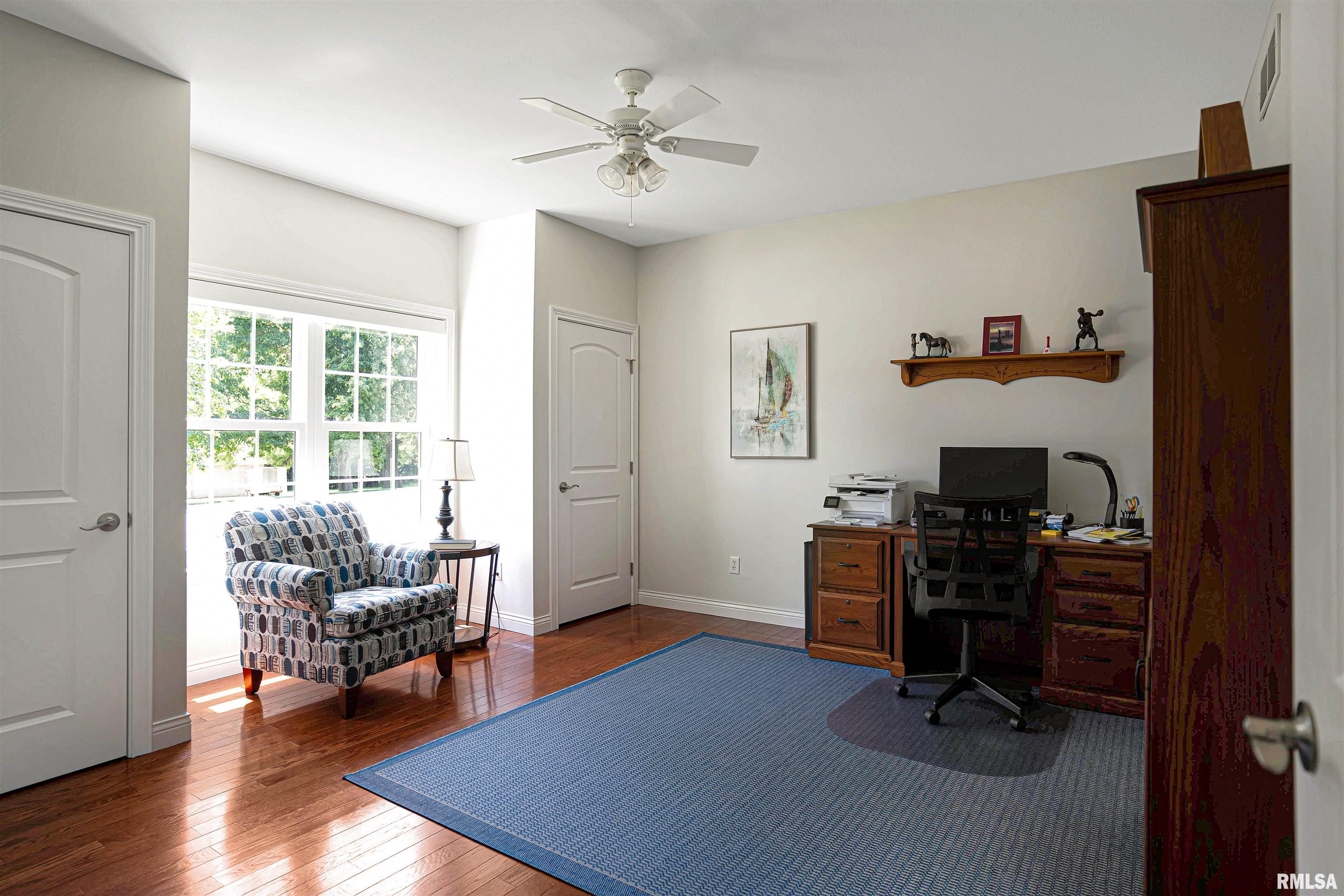 1842 Kern Road Washington, IL 61571 - Photo 24 of 51 Gallery Image 24