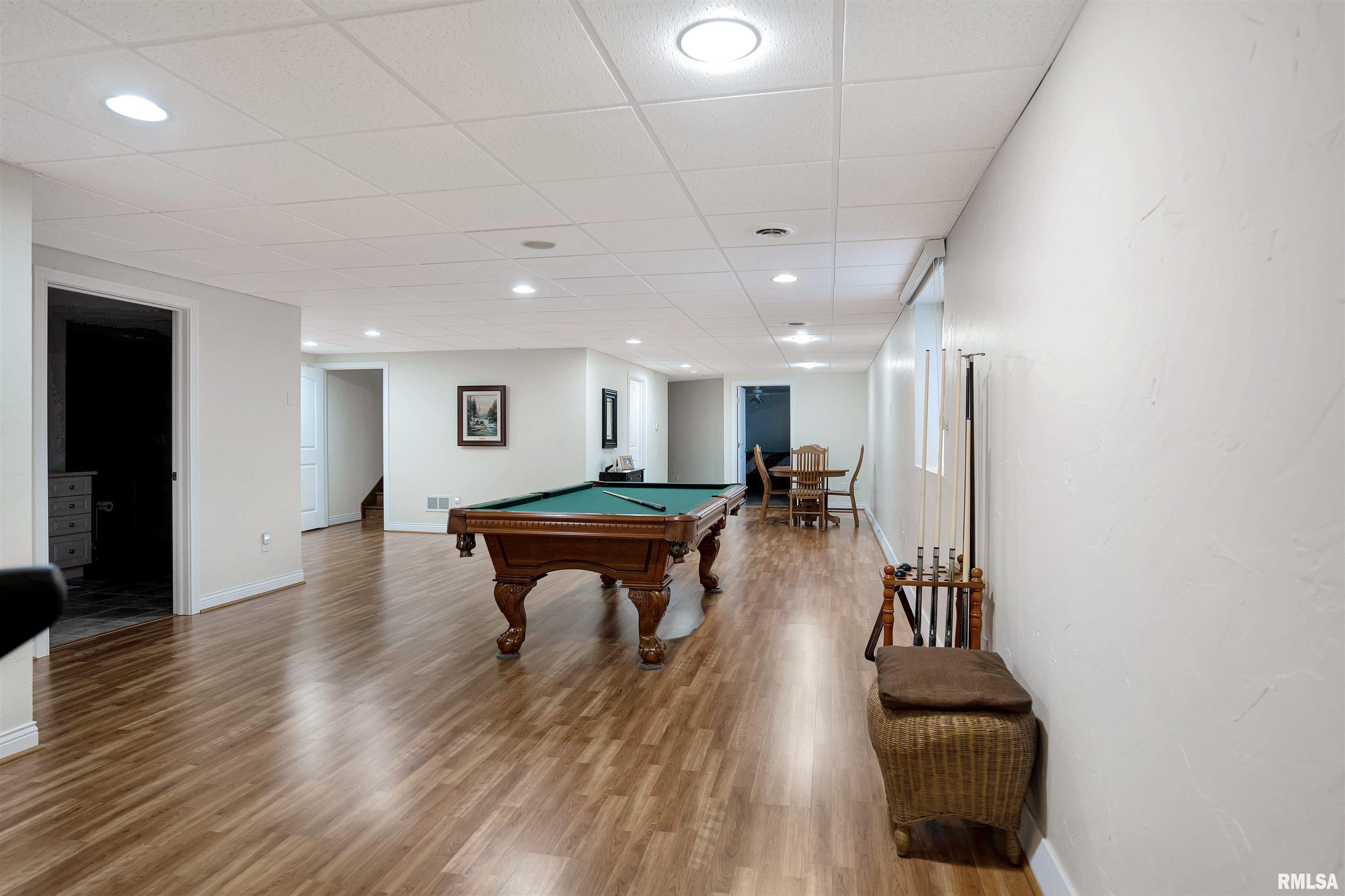 1842 Kern Road Washington, IL 61571 - Photo 32 of 51 Gallery Image 32