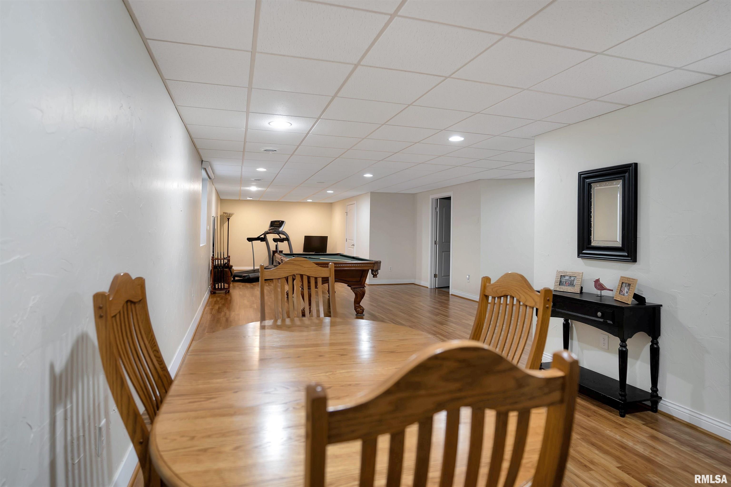1842 Kern Road Washington, IL 61571 - Photo 34 of 51 Gallery Image 34