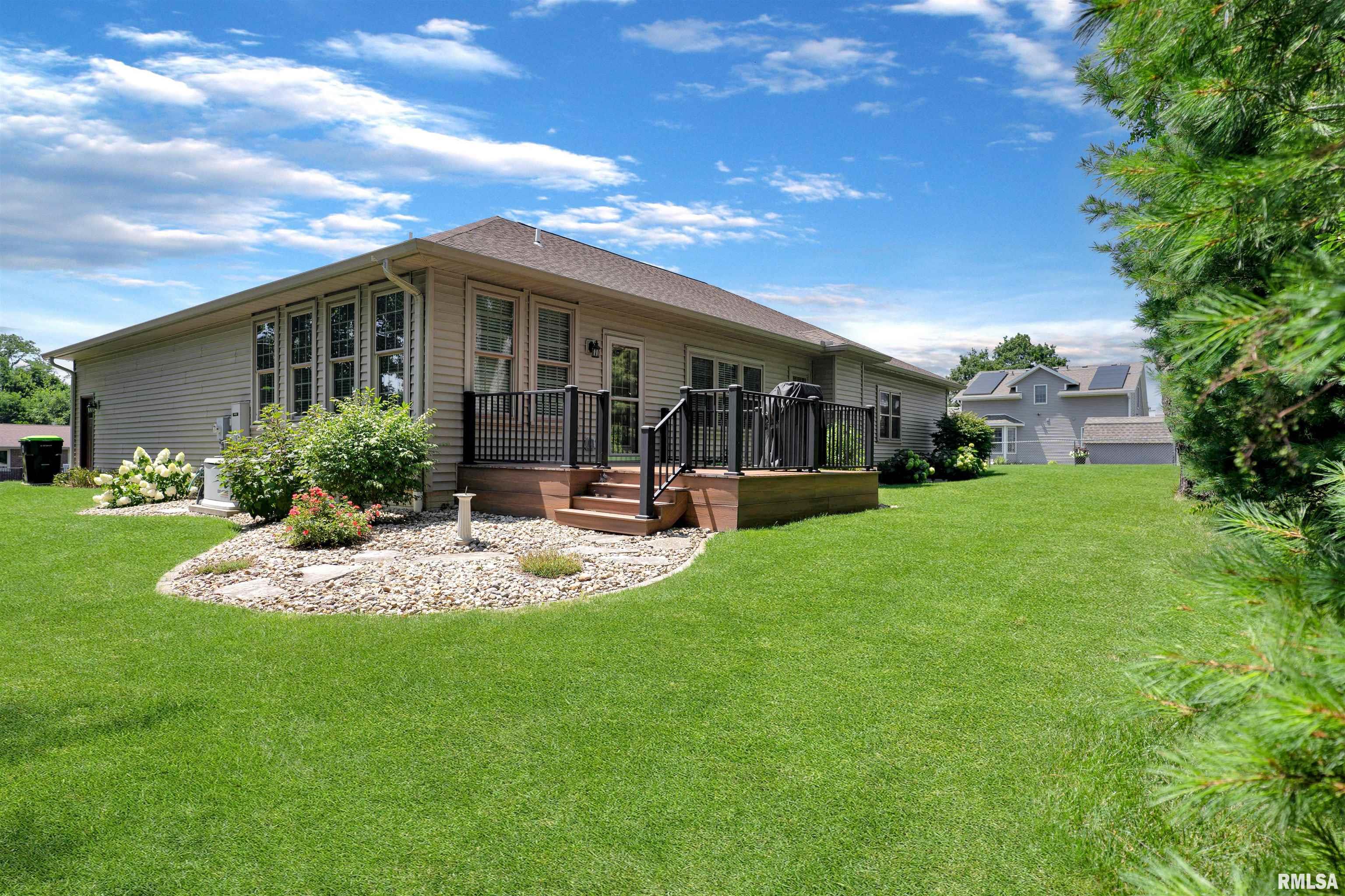 1842 Kern Road Washington, IL 61571 - Photo 47 of 51 Gallery Image 47