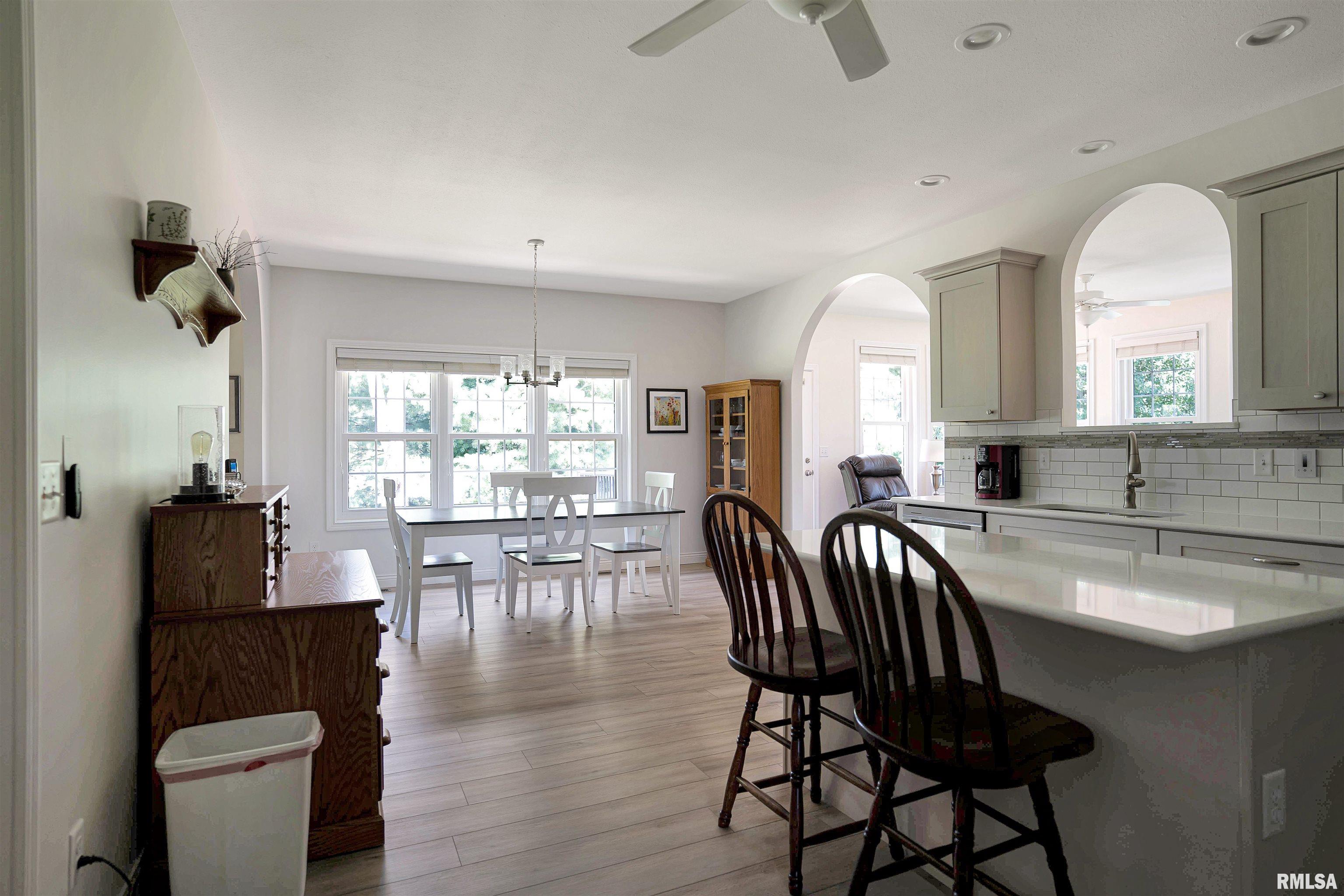 1842 Kern Road Washington, IL 61571 - Photo 10 of 51 Gallery Image 10