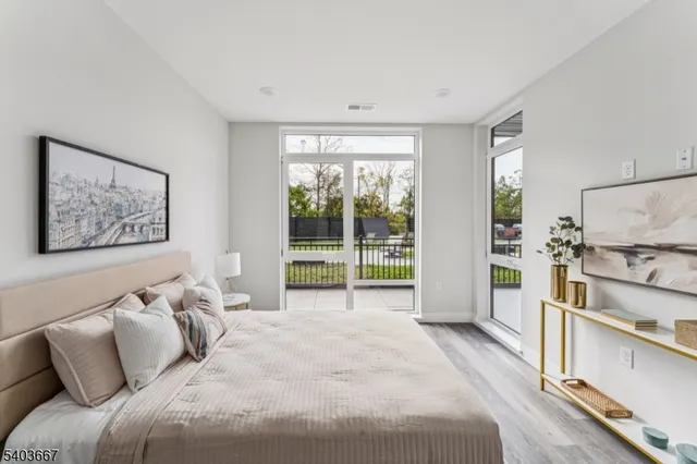 $3,750 | 140 West Webster Avenue, Unit 228, Roselle Park, NJ 07204