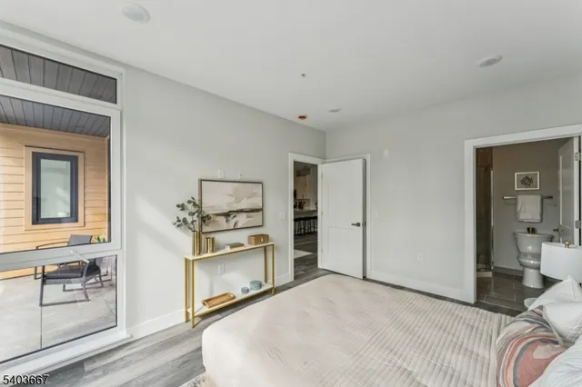 $3,750 | 140 West Webster Avenue, Unit 228, Roselle Park, NJ 07204