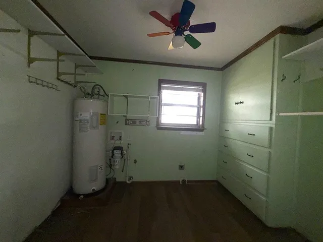 a view of empty room with windows