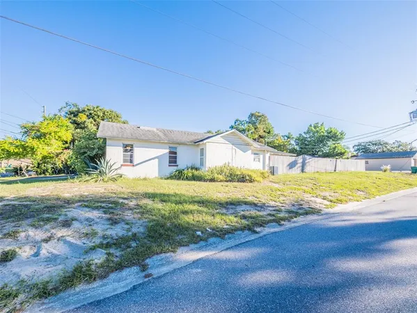 $294,900 | 1215 Morin Street, Eustis, FL 32726