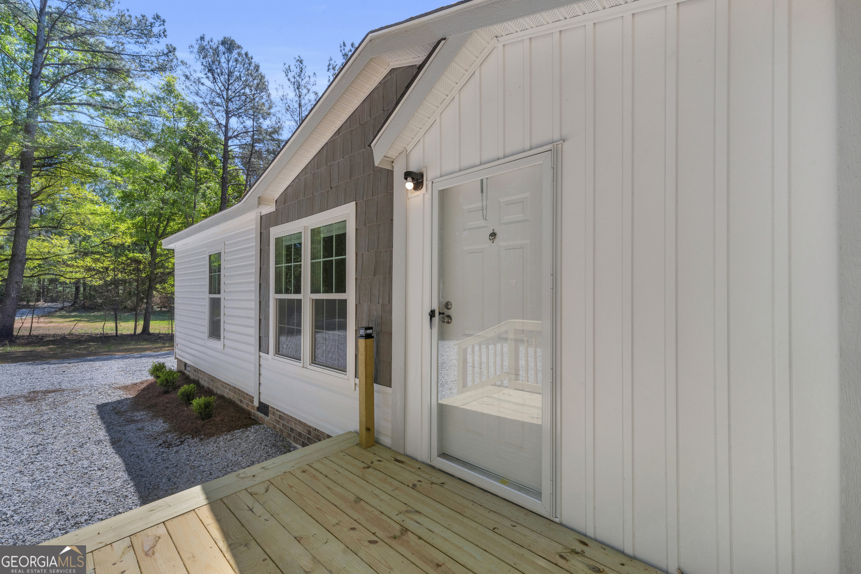 108 Shiloh Church Road Dewy Rose, GA 30634 - Photo 5 of 39