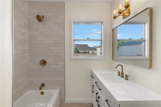 $915,000 | 2729 Greentop Street, Lakewood, CA 90712