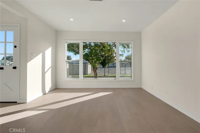 $915,000 | 2729 Greentop Street, Lakewood, CA 90712