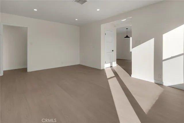 $915,000 | 2729 Greentop Street, Lakewood, CA 90712