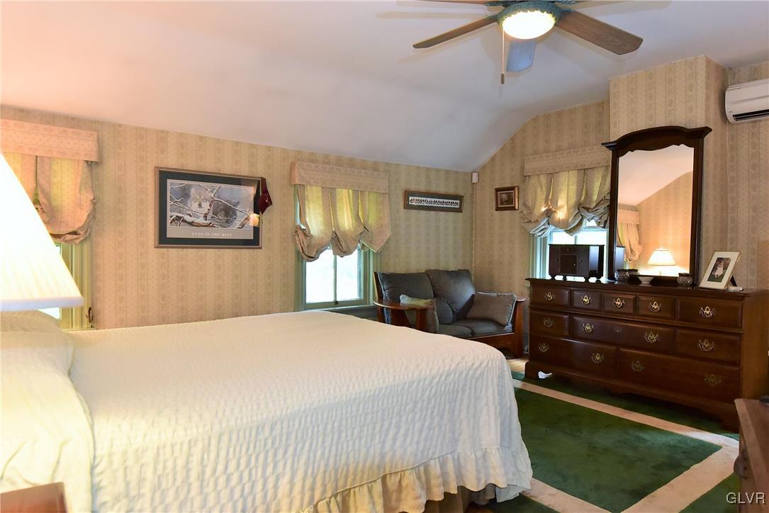 482 Mickley Road Whitehall, PA 18052 - Photo 22 of 40 Gallery Image 22