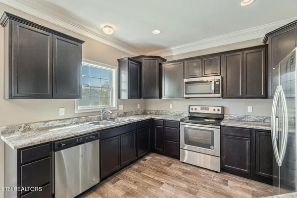 $425,000 | 7432 Ladd Road, Powell, TN 37849