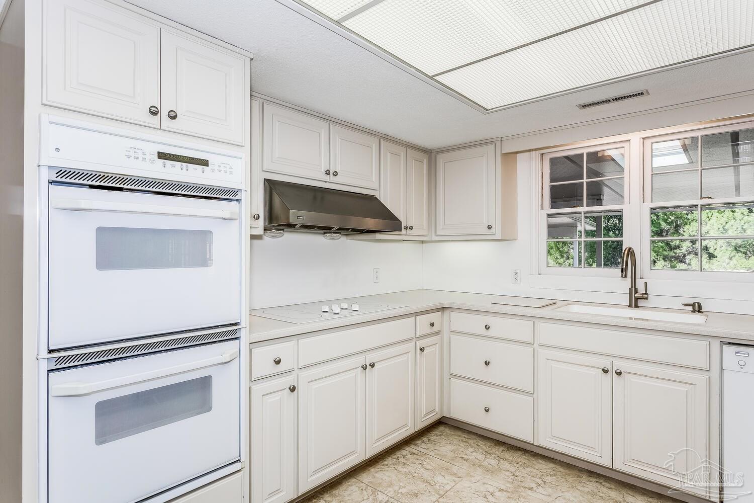 2700 Endor Road Pensacola, FL 32503 - Photo 14 of 47