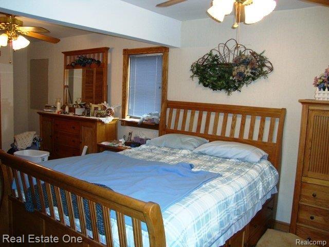 10340 Exeter Road Carleton, MI 48117 - Photo 21 of 25 MASTER BR - MAIN FLR