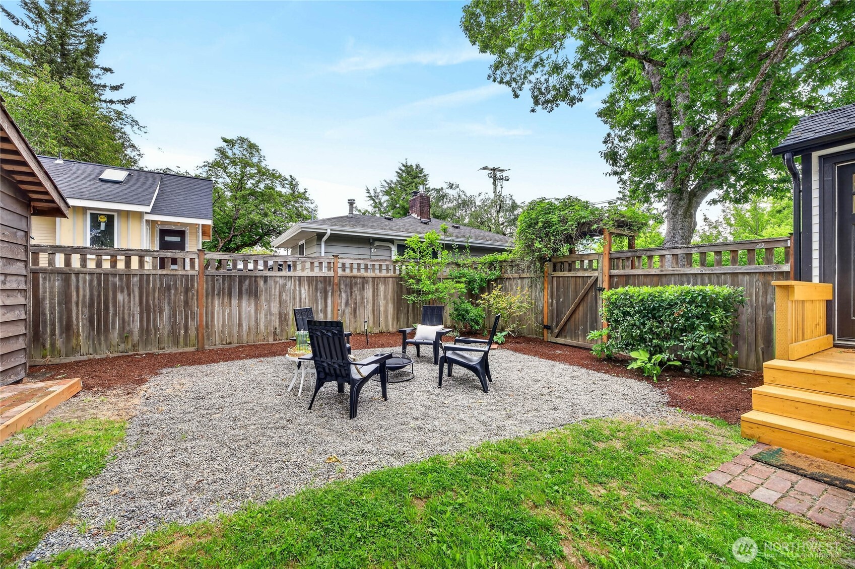 7876 Maple Avenue Southeast Snoqualmie, WA 98065 - Photo 29 of 33