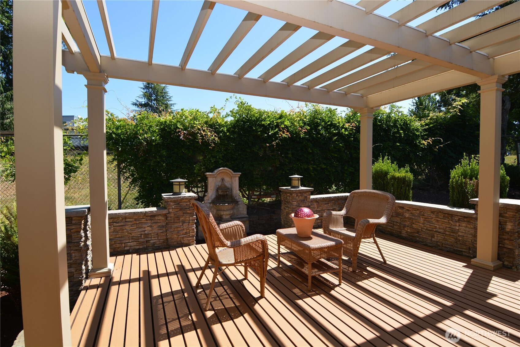 1008 16th Place Kelso, WA 98626 - Photo 38 of 40 a view of balcony with couch and chairs