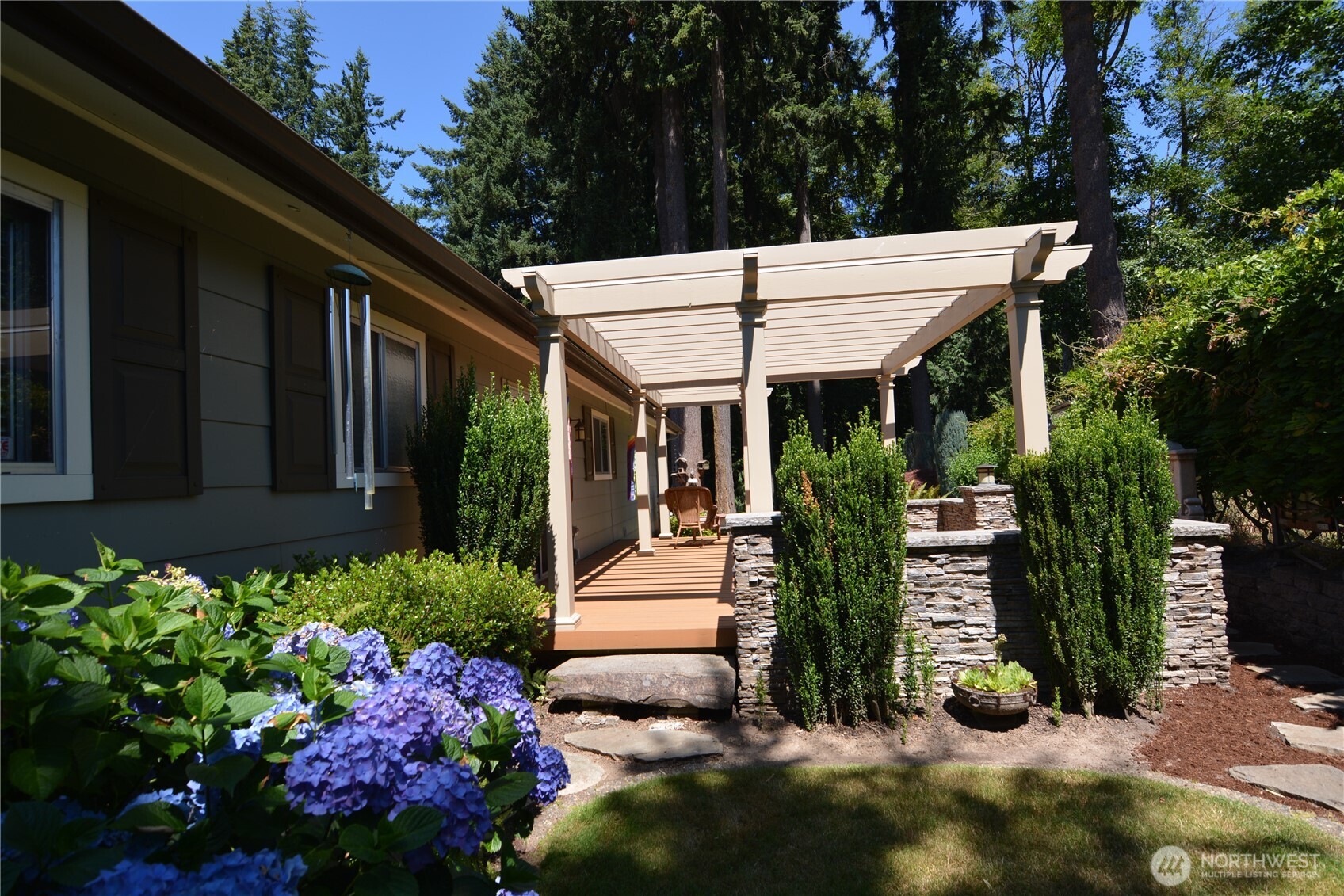 1008 16th Place Kelso, WA 98626 - Photo 39 of 40 a view of a house